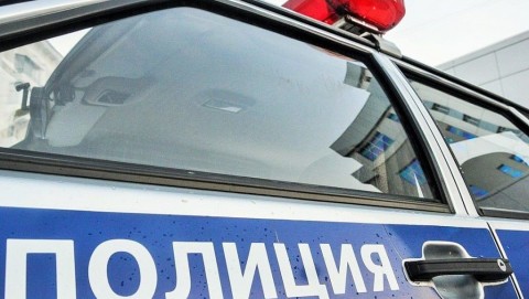Полицейские Чистополя задержали посыльного телефонных мошенников